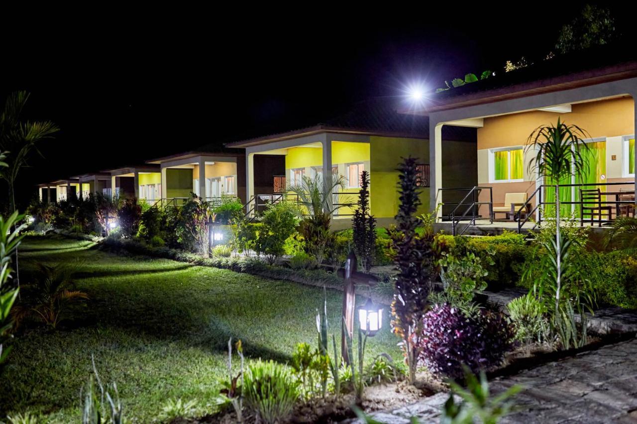 Andasibe Lemurs Lodge Екстериор снимка